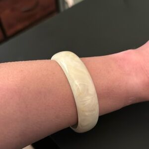 Vintage Plastic Bangle Bracelet, Cream, Marble, Swirl, Retro, Boho